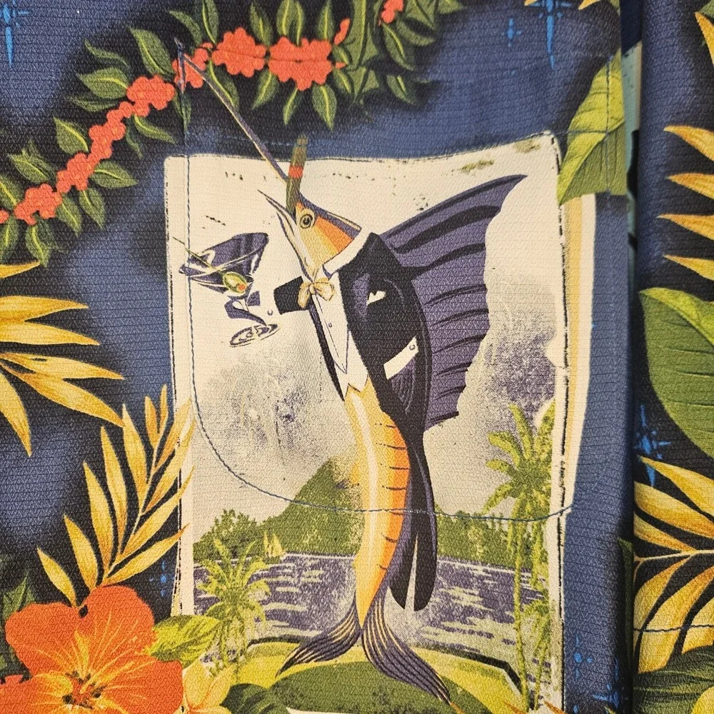 Tommy Bahama Silk Shirt XL‎ Christmas Santa Cocktail Marlin Pinup Tuxedo Holiday - Picture 4 of 12